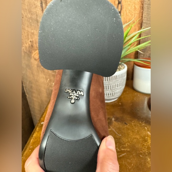 Prada Brown Suede Platform Sandals with Box - Size IT 41/US 11 - Picture 9 of 13